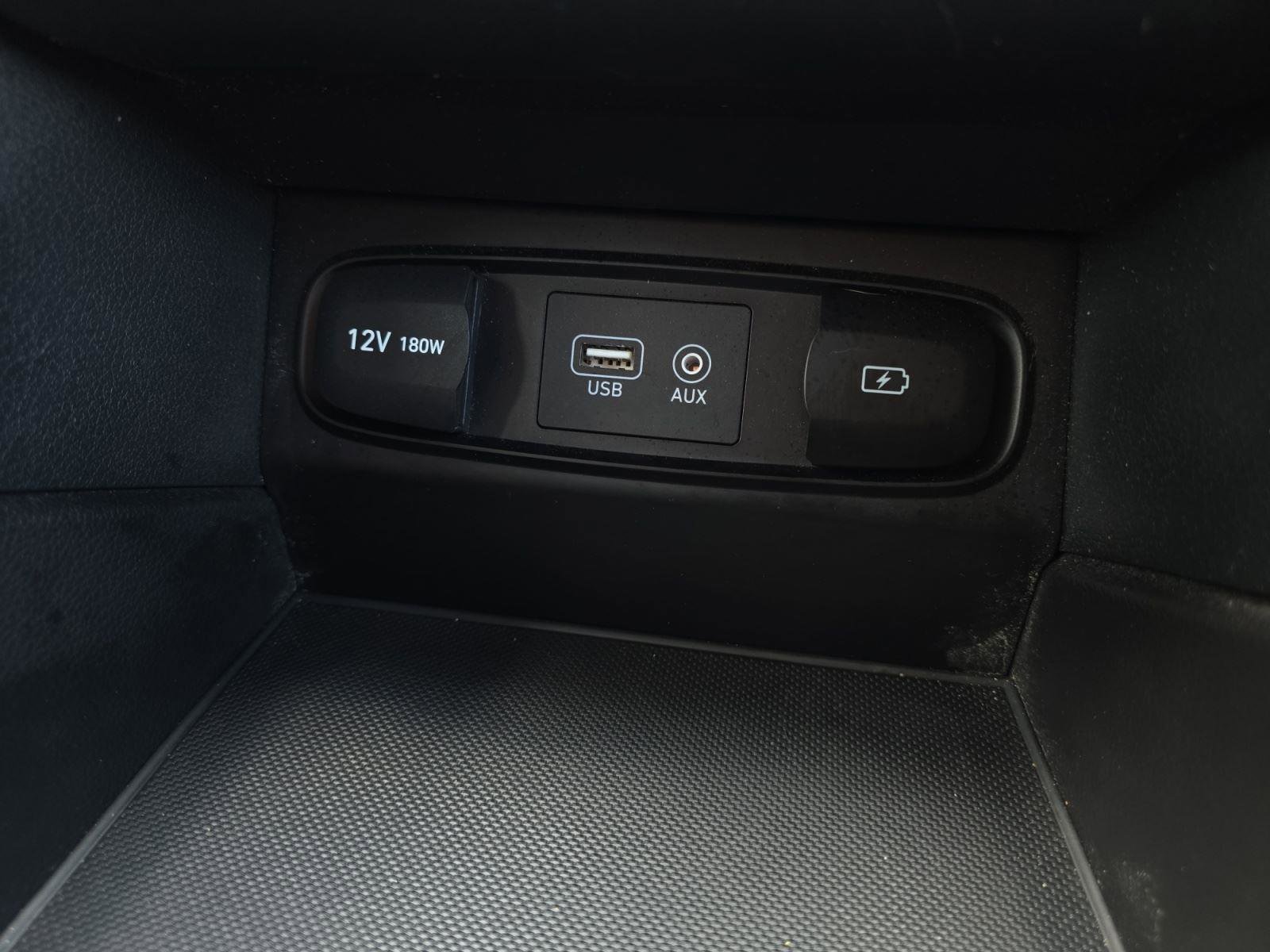 Used 2019 Hyundai Santa Fe SE AWD/4WD image 22