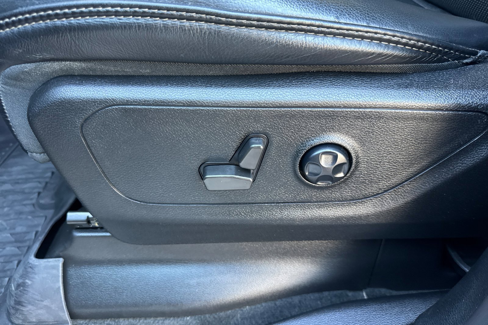 Used 2021 RAM 1500 TRX w/ TRX Level 2 Equipment Group AWD/4WD image 12