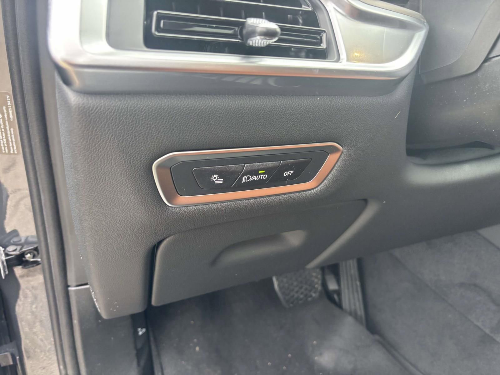 New 2026 BMW X7 xDrive40i w/ Executive Package image 14