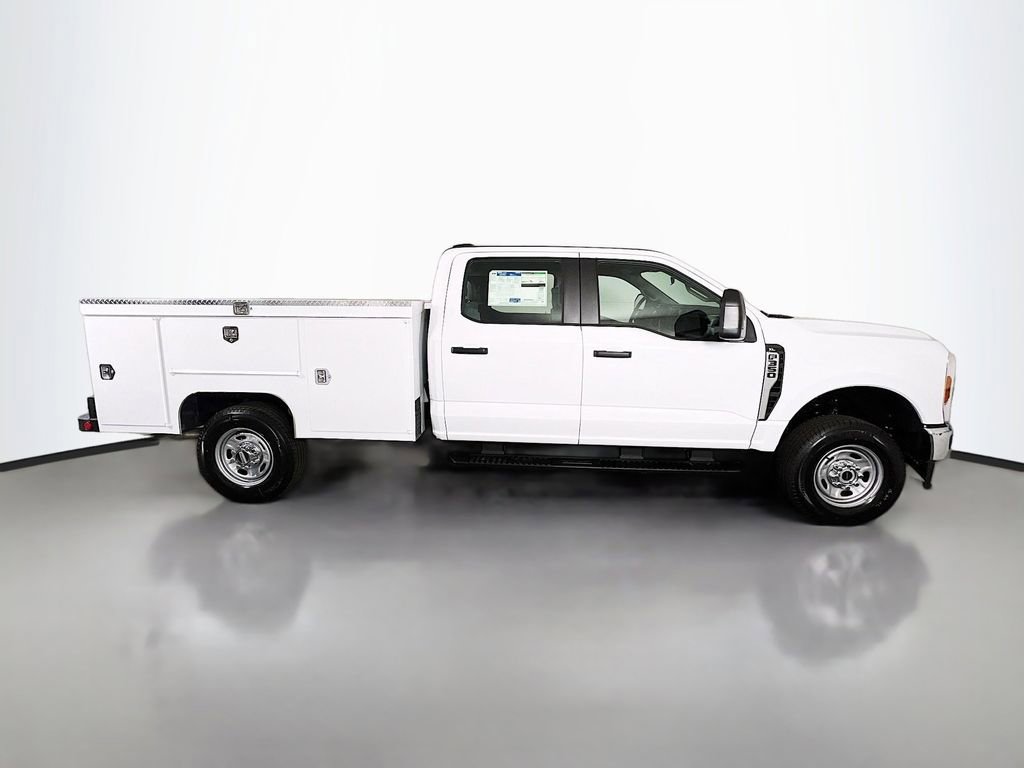 New 2026 Ford F350 XL w/ XL Chrome Package image 17