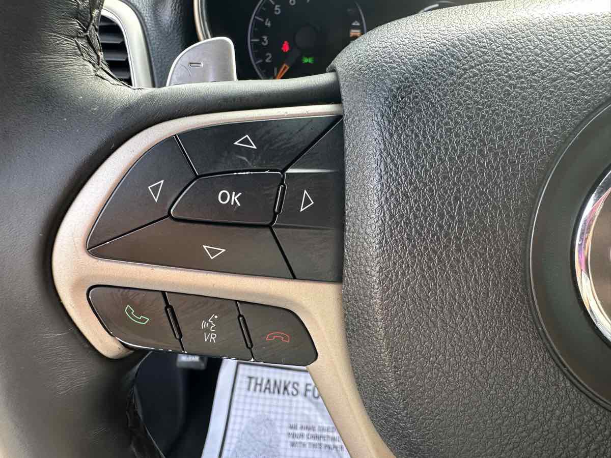 Used 2014 Jeep Grand Cherokee Laredo w/ Quick Order Package 23E AWD/4WD image 14
