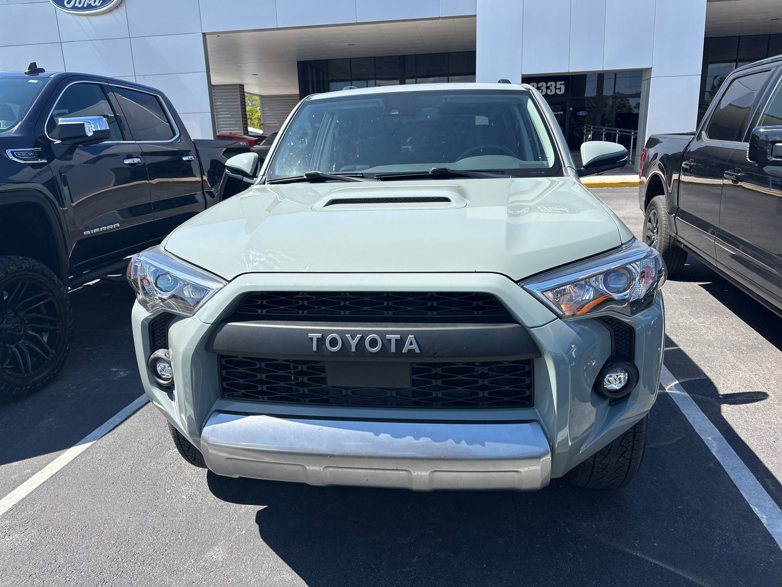 Used 2022 Toyota 4Runner TRD Off-Road Premium w/ Moonroof Package image 3