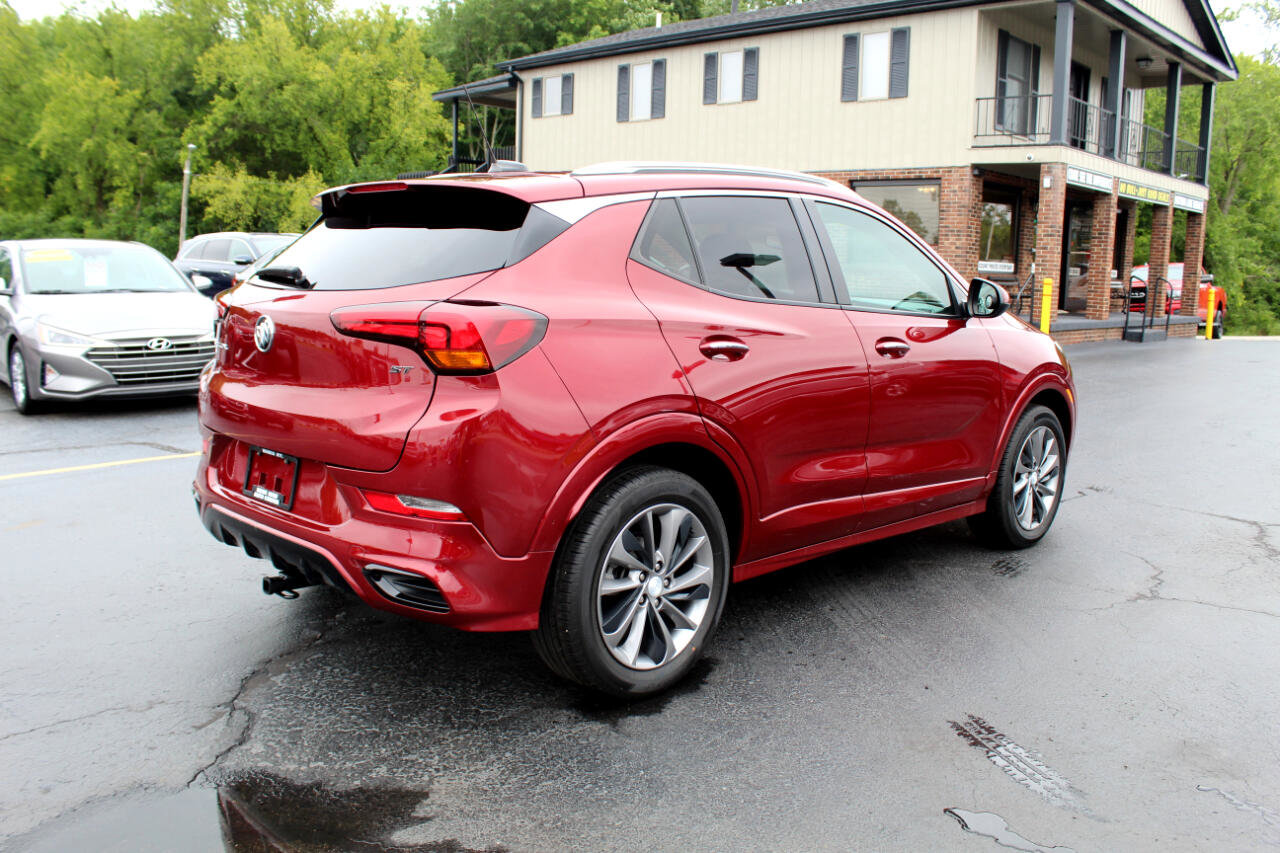 Used 2022 Buick Encore GX Select w/ Sport Touring Package image 5