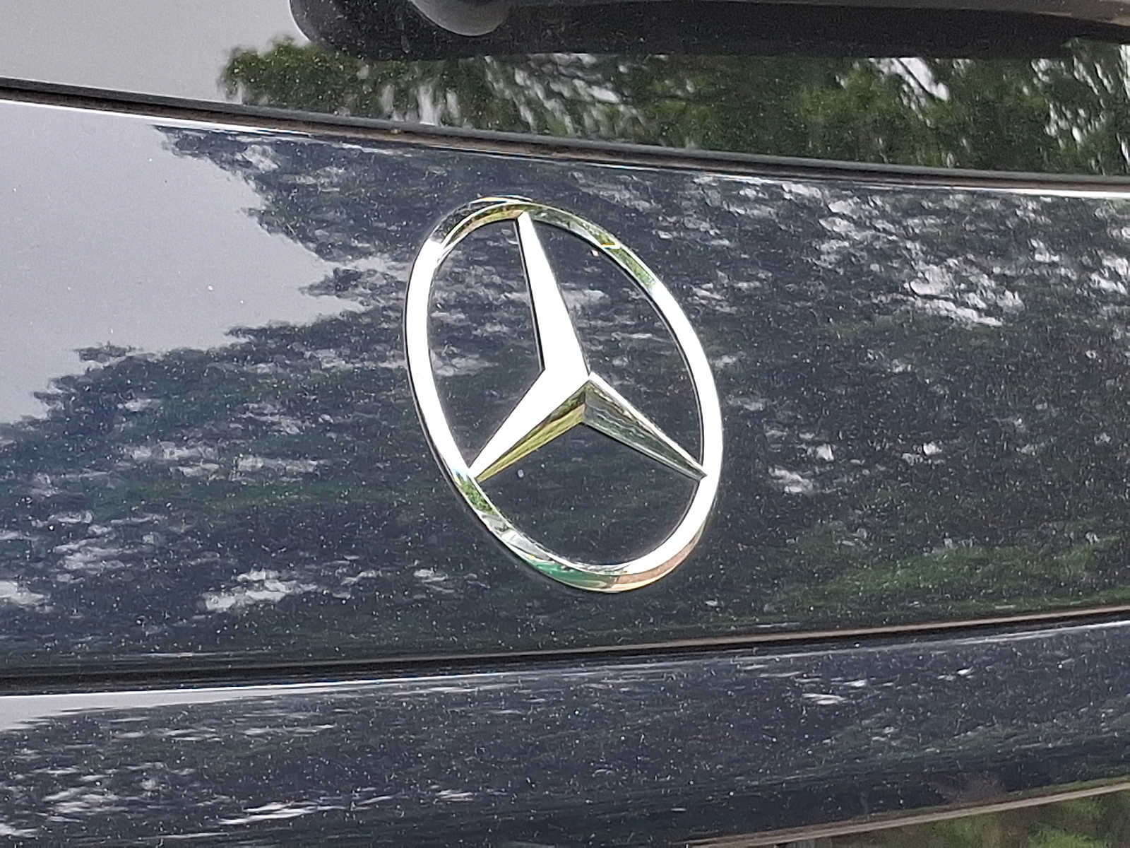 Used 2024 Mercedes-Benz GLC 300 4MATIC image 30