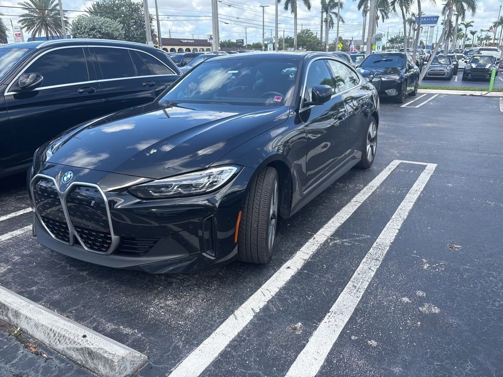 Used 2023 BMW i4 eDrive40 w/ Premium Package RWD image 10