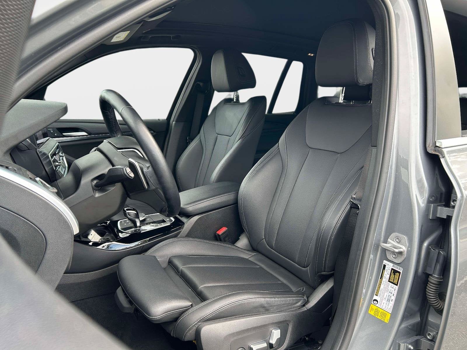 Used 2023 BMW X3 sDrive30i w/ Premium Package w/ZPA RWD image 13