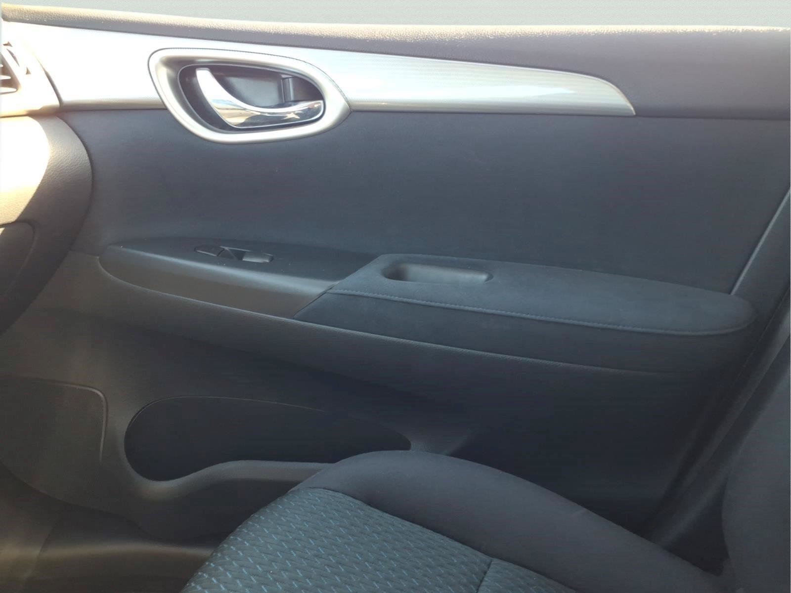 Used 2014 Nissan Sentra SR FWD image 27