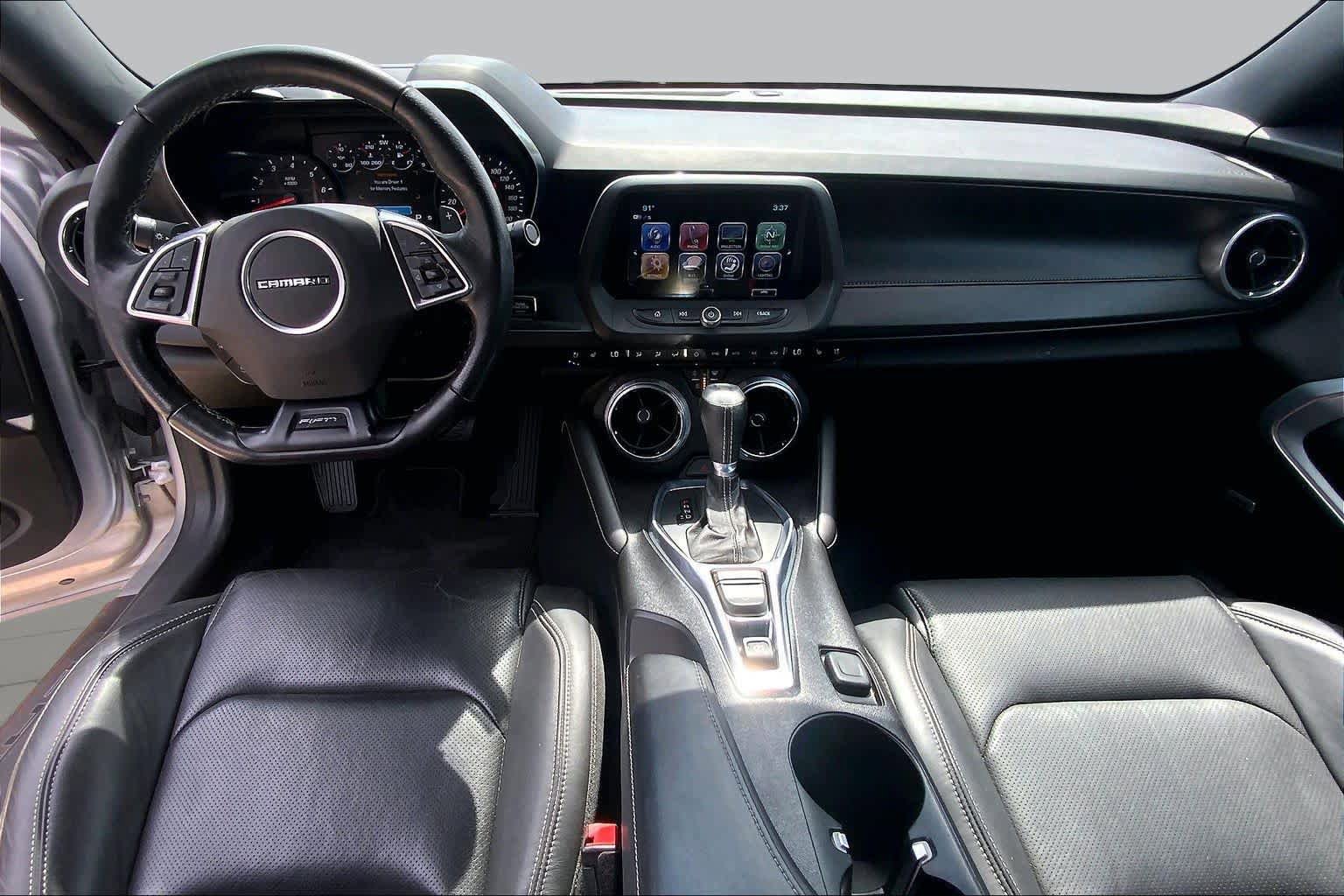 Used 2017 Chevrolet Camaro SS RWD image 15