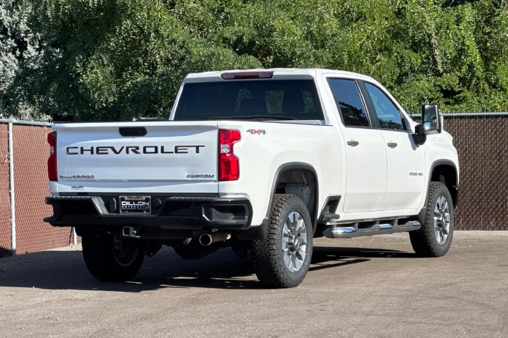 Used 2021 Chevrolet Silverado 2500 Custom w/ Custom Value Package AWD/4WD image 7