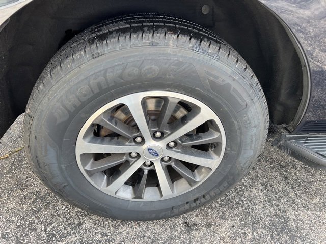 Used 2021 Ford Expedition XLT image 23