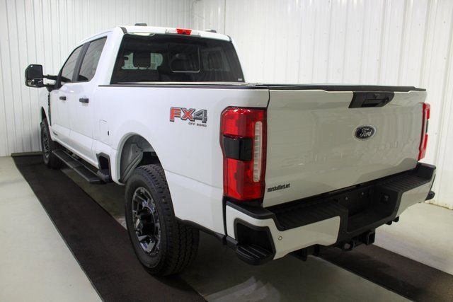 Used 2025 Ford F250 XL w/ STX Appearance Package image 4