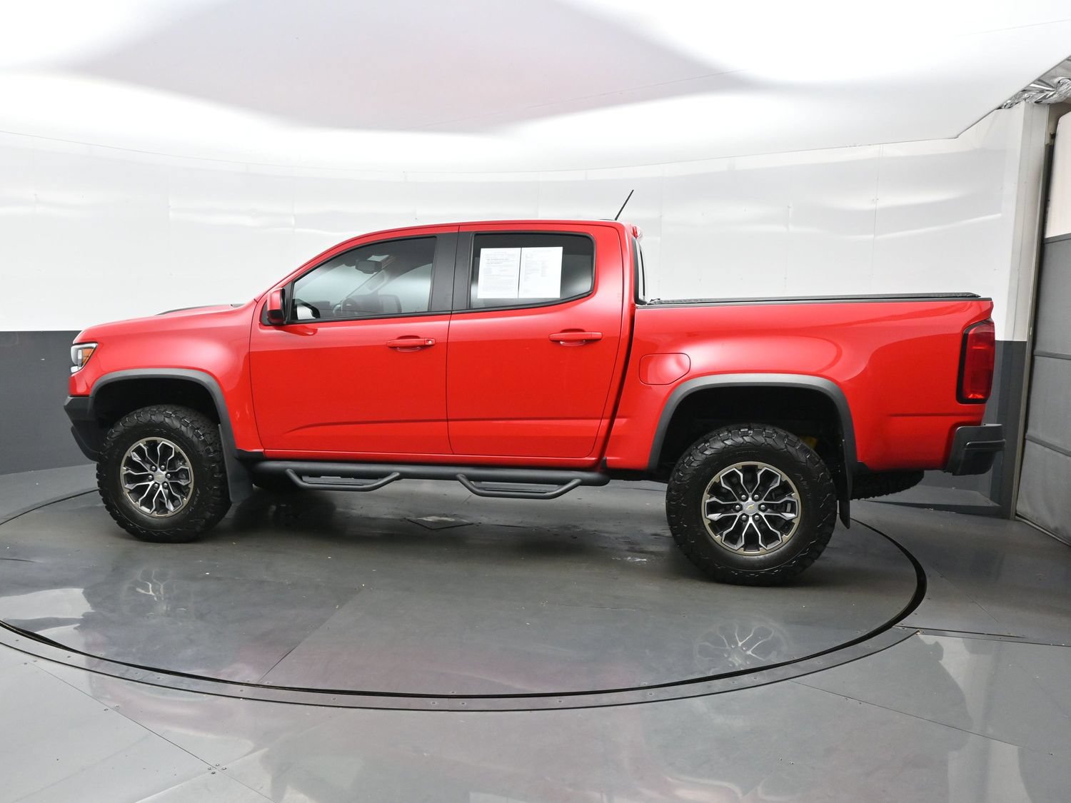 Used 2018 Chevrolet Colorado ZR2 AWD/4WD image 3