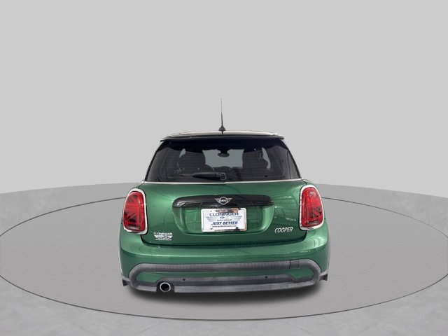 Used 2022 MINI Cooper 2-Door Hardtop FWD image 8