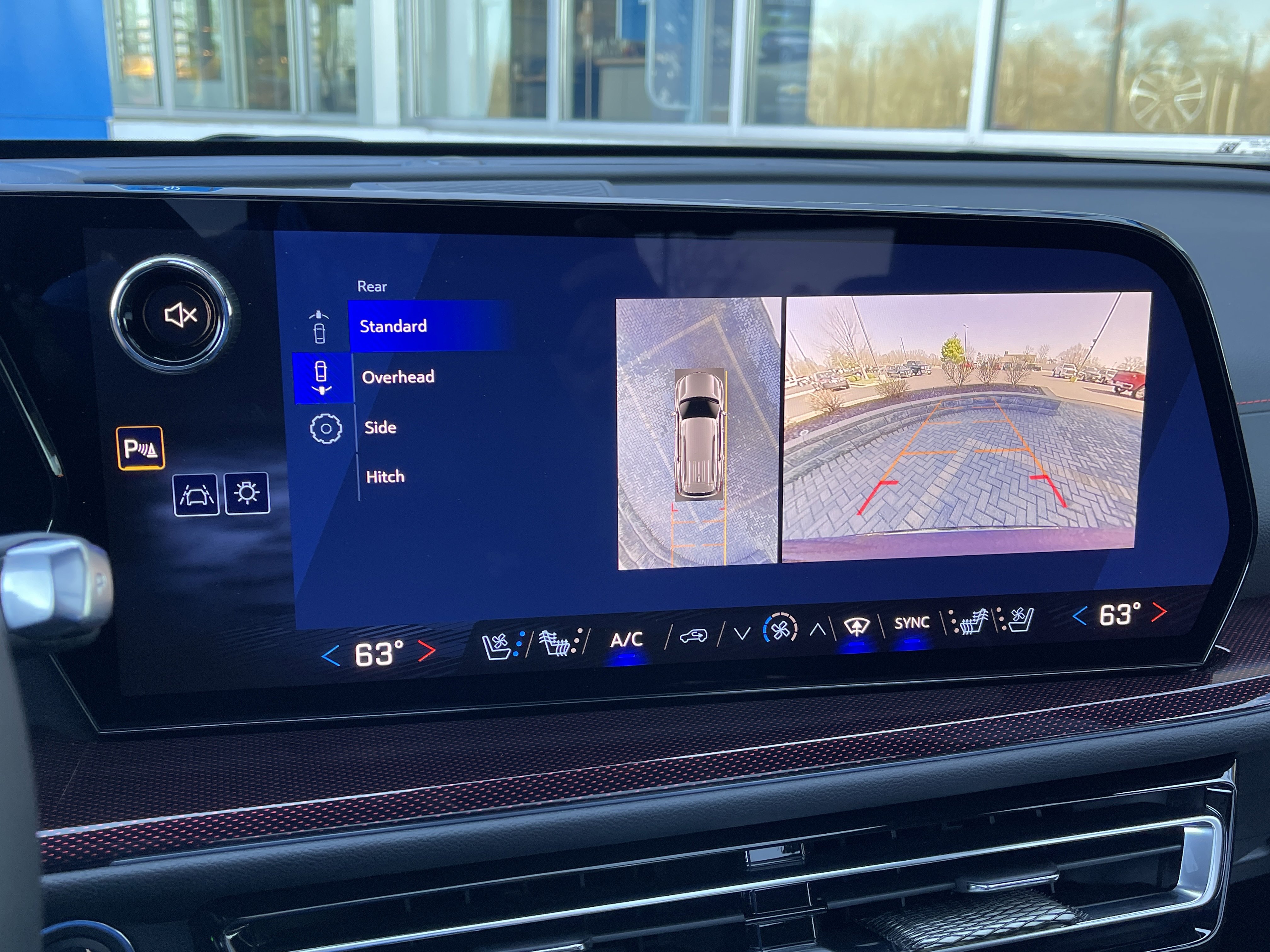 Used 2025 Chevrolet Traverse RS w/ LPO, Floor Liner Package image 34