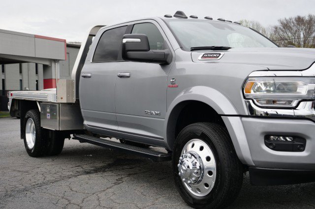 Used 2024 RAM 5500 Laramie image 56