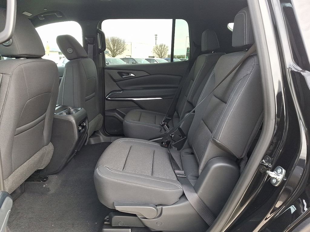 New 2026 Chevrolet Traverse LT w/ Midnight/Sport Edition image 5