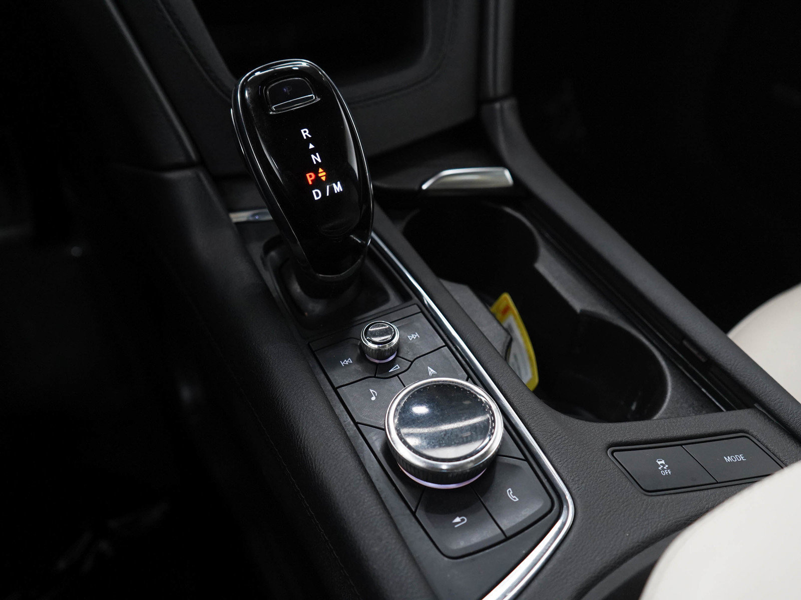 Used 2020 Cadillac XT6 Premium Luxury FWD image 28