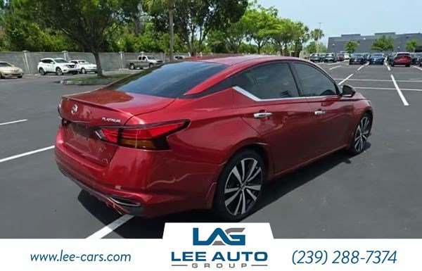 Used 2019 Nissan Altima 2.5 Platinum FWD image 2