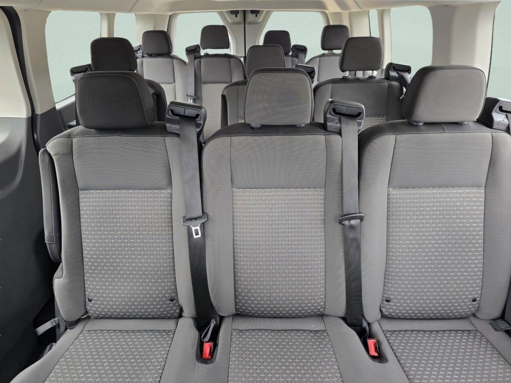 Used 2023 Ford Transit 350 XLT image 28