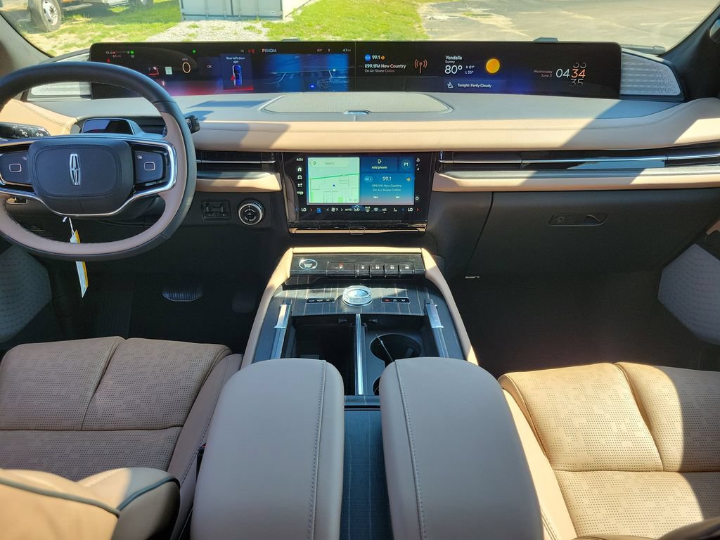 New 2026 Lincoln Navigator Black Label AWD/4WD image 11