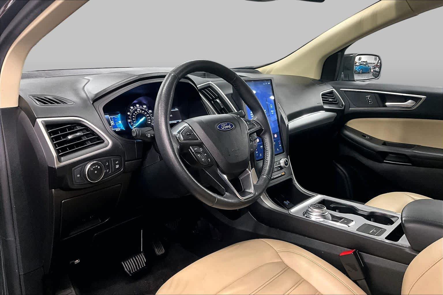 Used 2022 Ford Edge SEL w/ Convenience Package AWD/4WD image 17