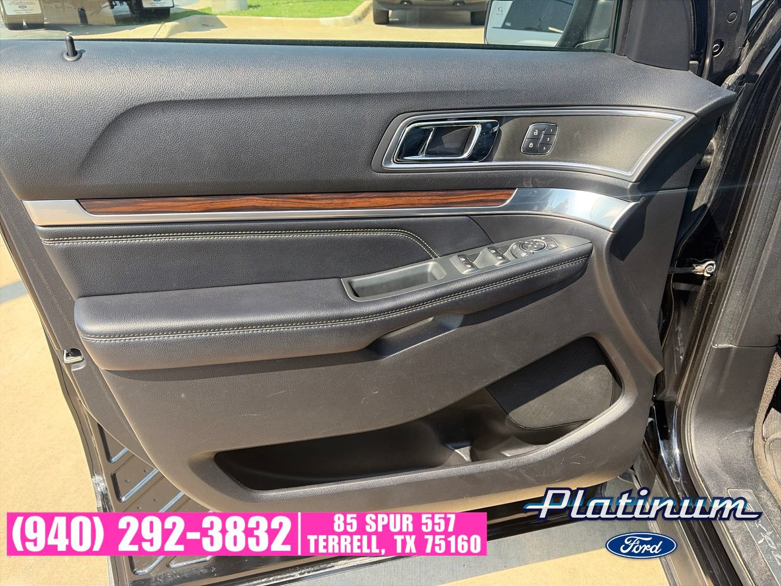 Used 2017 Ford Explorer Limited FWD image 11