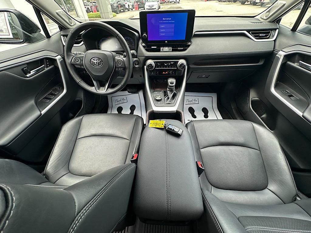 Certified 2023 Toyota RAV4 Limited w/ Limited Grade Weather Package AWD/4WD image 19