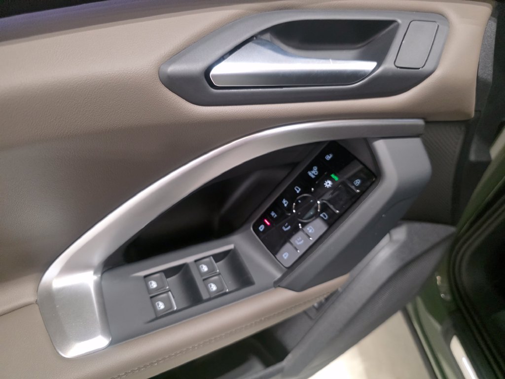 New 2026 Audi Q5 Premium Plus AWD/4WD image 18
