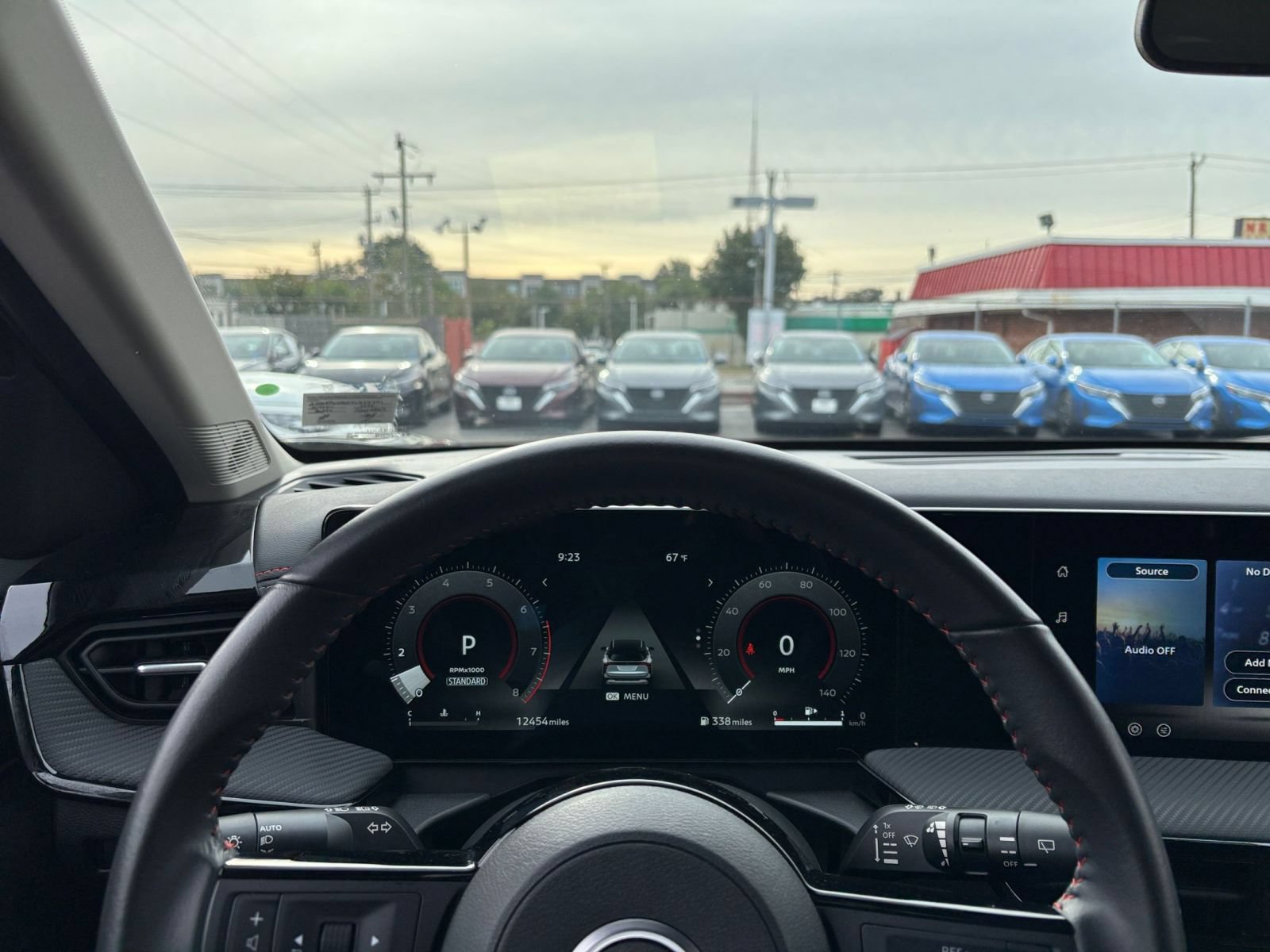 Used 2026 Nissan Kicks SR AWD/4WD image 32
