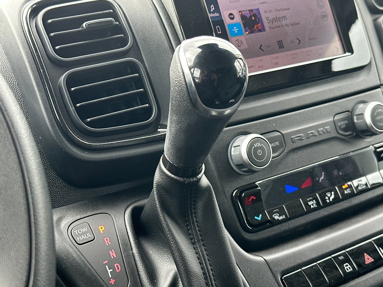 New 2026 RAM ProMaster 2500 image 18