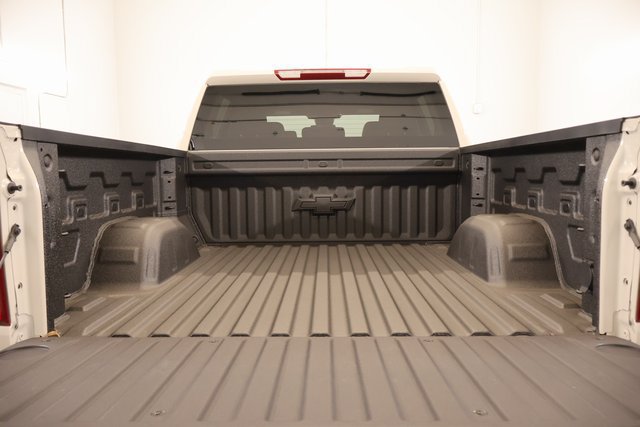 New 2026 Chevrolet Silverado 1500 Custom Trail Boss w/ Turbomax Blackout Package AWD/4WD image 8