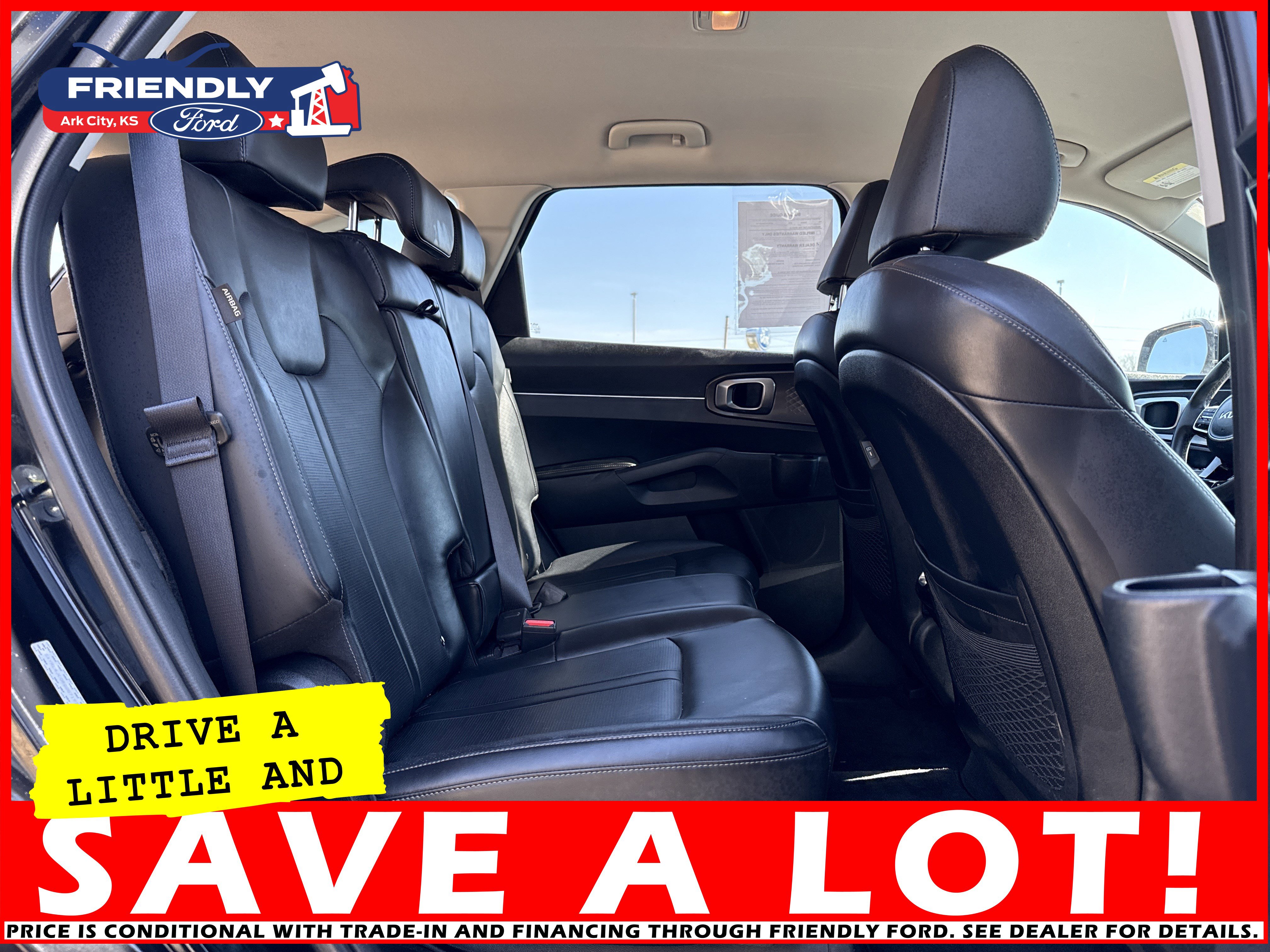 Used 2024 Kia Sorento S image 17