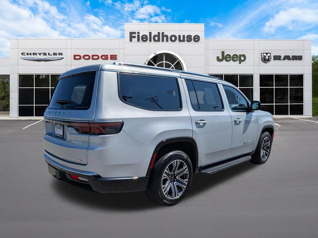 Used 2024 Jeep Wagoneer Series II w/ Flexible Seating Group AWD/4WD image 5