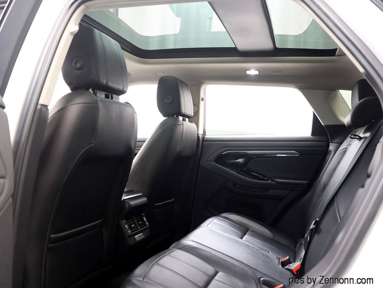 Used 2021 Land Rover Range Rover Evoque SE AWD/4WD image 14