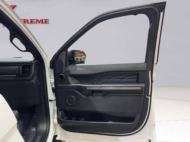 Used 2023 Ford Expedition Platinum image 61