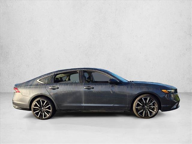 Used 2024 Honda Accord Touring image 4