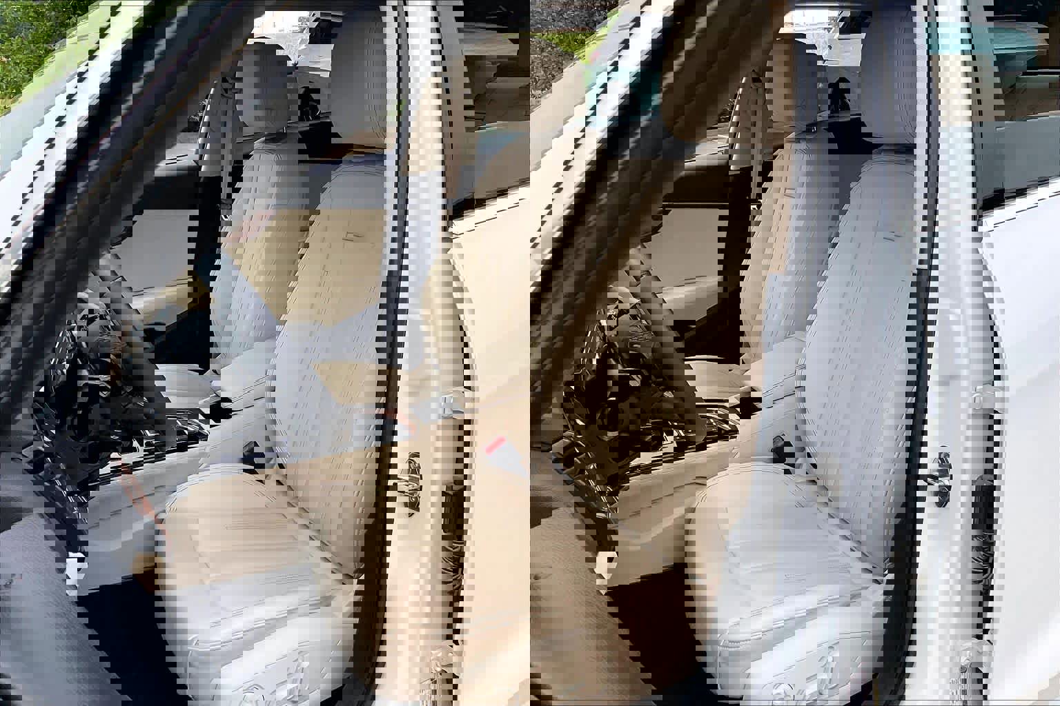 Used 2023 Audi A4 2.0T Premium w/ Convenience Package AWD/4WD image 8