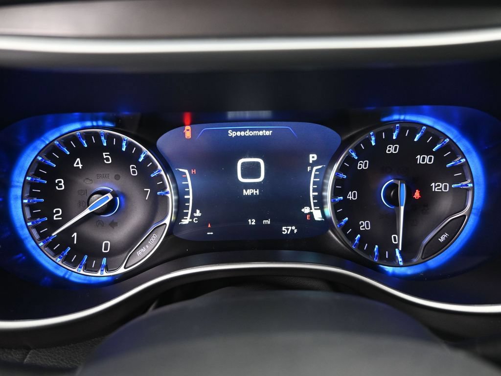 New 2026 Chrysler Pacifica Select FWD image 15