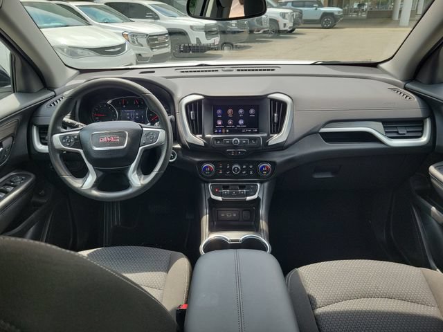 Used 2023 GMC Terrain SLE w/ Driver Convenience Package FWD image 7