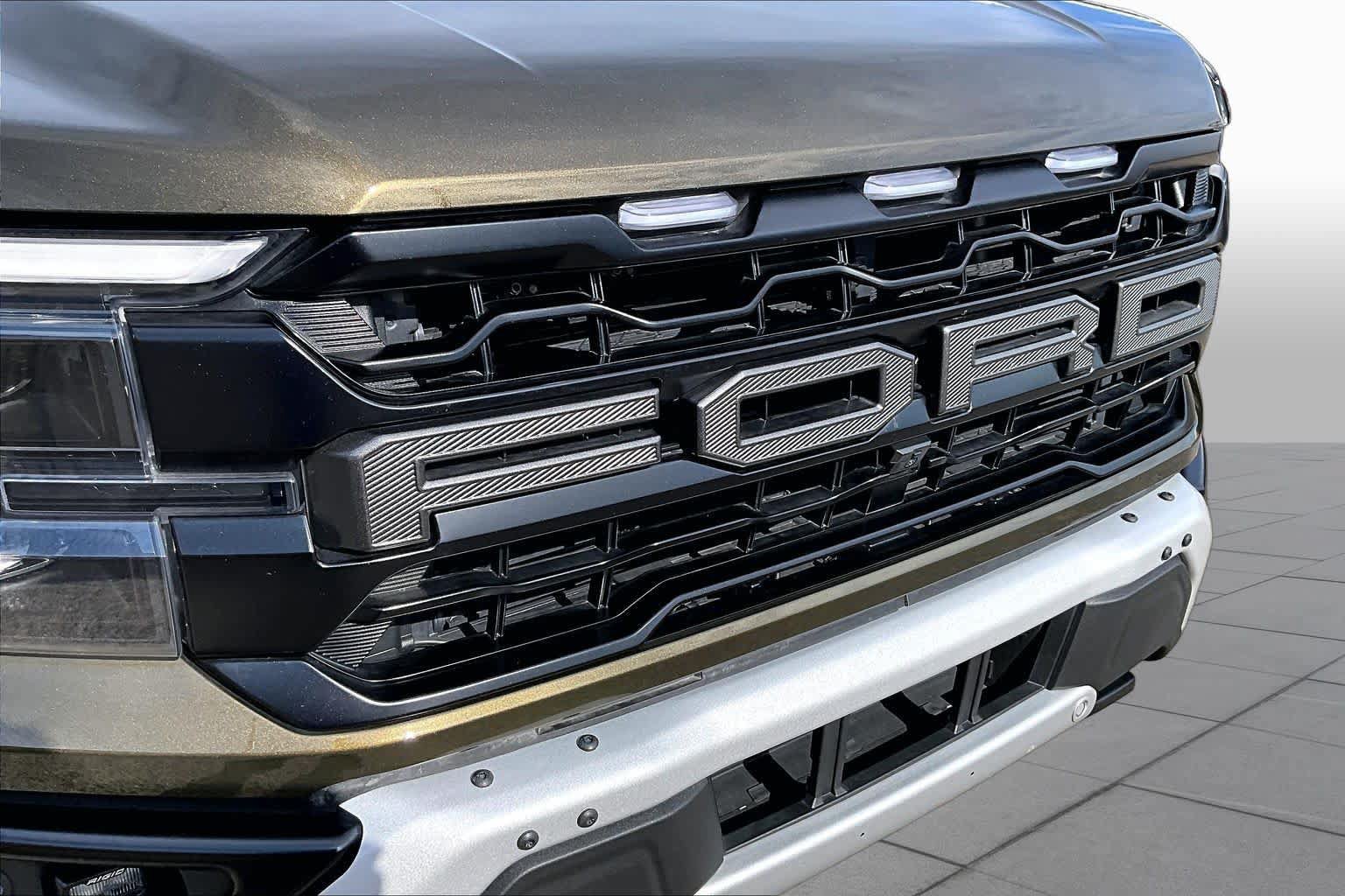 Used 2025 Ford F150 Raptor AWD/4WD image 30