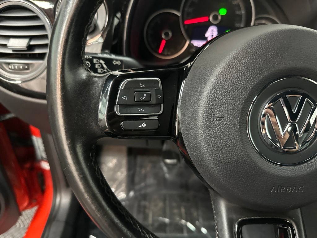 Used 2018 Volkswagen Beetle 2.0T S FWD image 15