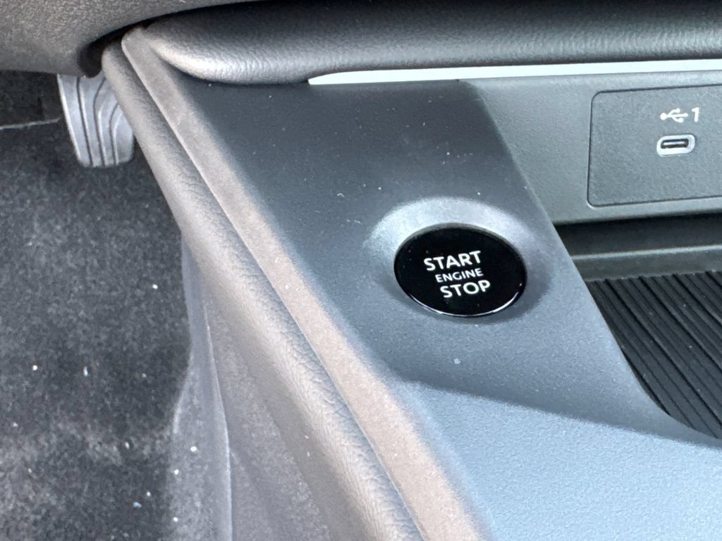 New 2026 Nissan Sentra SR w/ SR Premium Package FWD image 24