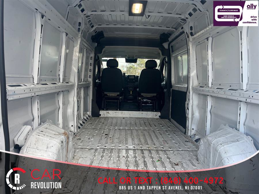 Used 2024 RAM ProMaster 2500 w/ Convenience Group FWD image 10