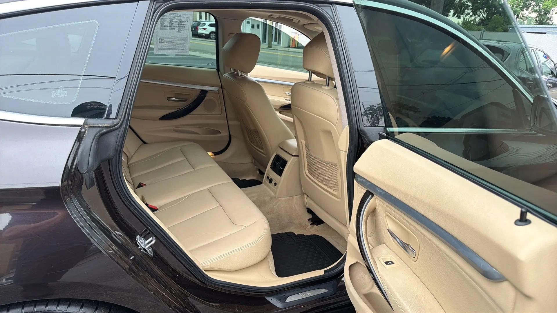 Used 2015 BMW 328i Gran Turismo xDrive AWD/4WD image 25