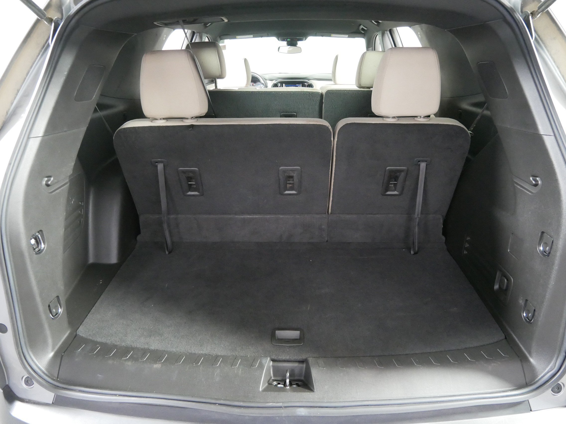 Certified 2024 Chevrolet Traverse LS w/ Safety Package AWD/4WD image 18
