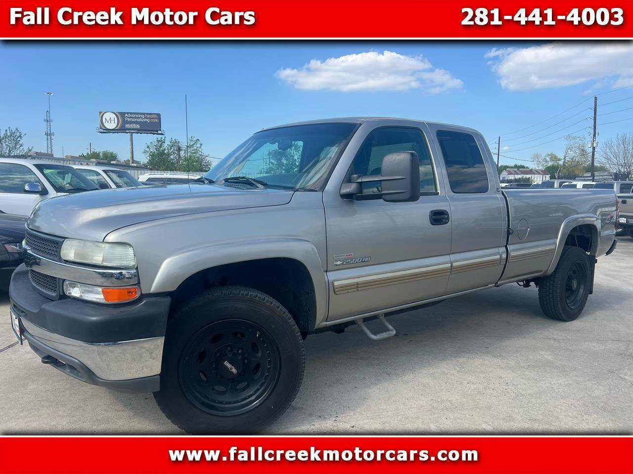 Used 2002 Chevrolet Silverado 2500 LS w/ Off-Road Skid Plate Pkg AWD/4WD image 1