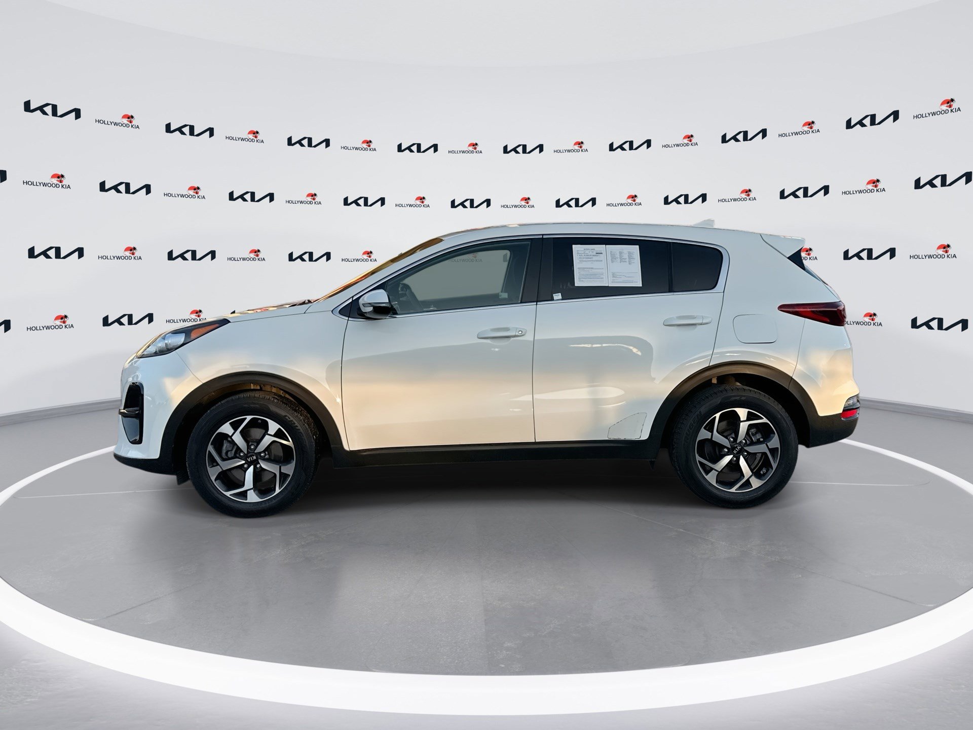 Used 2020 Kia Sportage LX w/ LX Popular Package image 5
