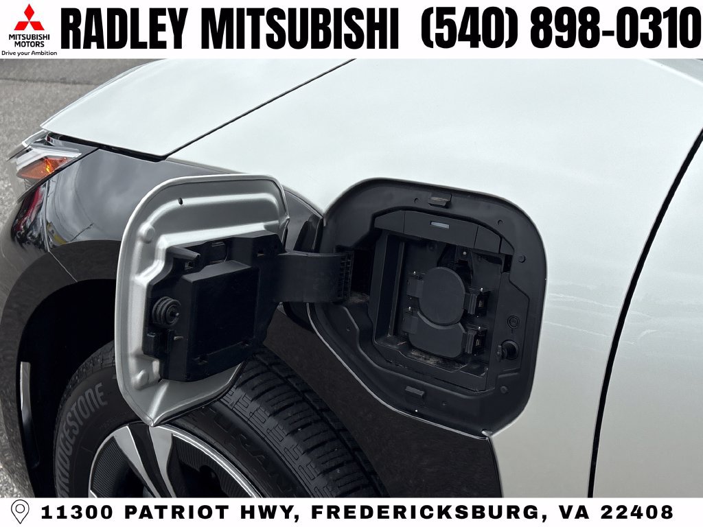 Used 2024 Toyota bZ4X FWD w/ Weather Package image 15