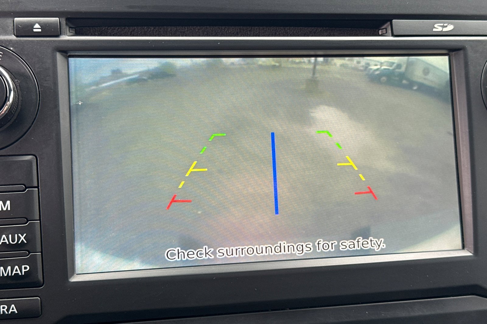 Used 2018 Nissan Titan SL w/ Chrome Package image 26