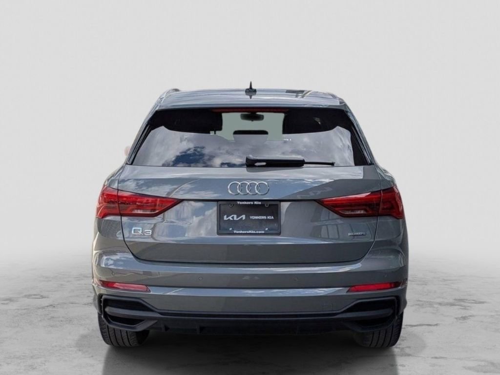 Used 2025 Audi Q3 2.0T Premium AWD/4WD image 7